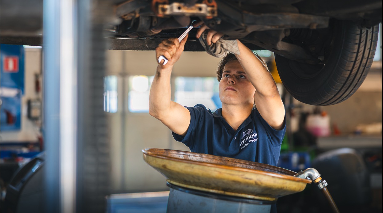 Common Image dinesten_images_1788443173.jpg 1e monteur met APK | Hyundai van der Heijden
