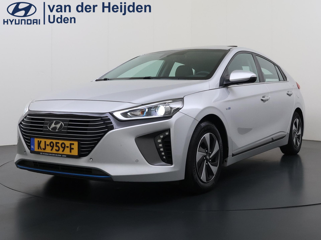 Hyundai IONIQ 1.6 GDi First Edition 54794703-0.jpg | Hyundai van der Heijden